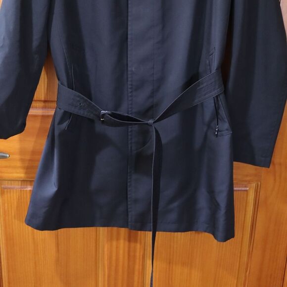 Sanyo Vintage Black Belted Trench Coat Hidden Buttons Vented Size 38R - Picture 4 of 16